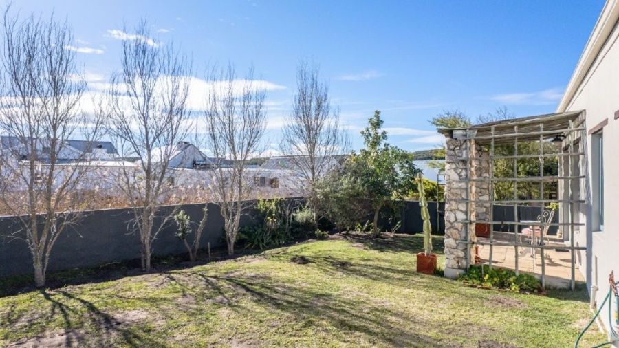 4 Bedroom Property for Sale in Stilbaai Wes Western Cape